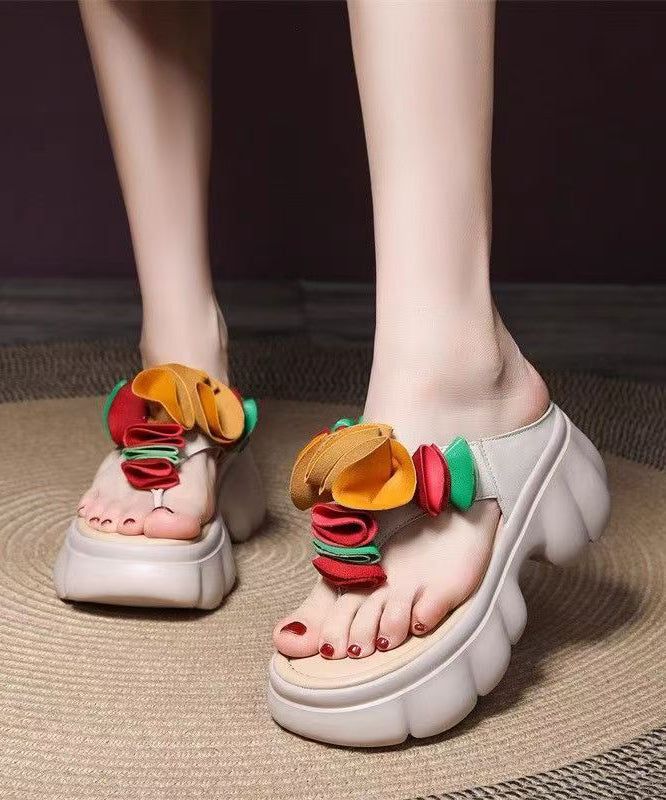 Comfortable Splicing Floral Platform Flip Flops Black Faux Leather
